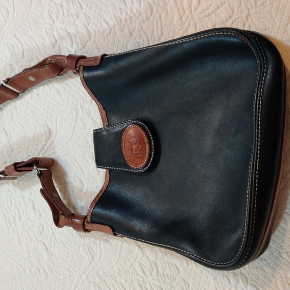 Dooney & Bourke Bags Dooney Bourkes Genuine Leather Purse Poshmark